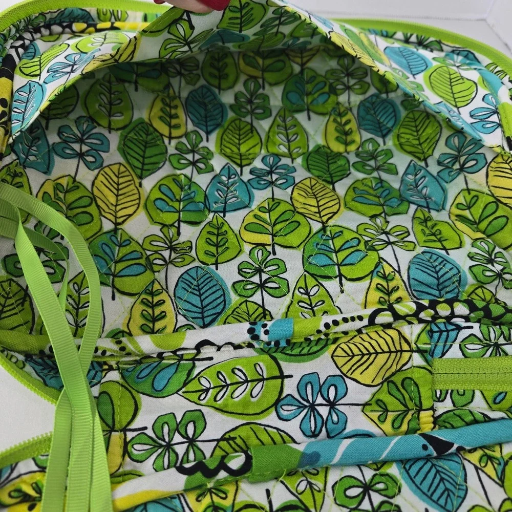 Vera Bradley Cosmetic Bag Medium Green Limes Up Floral Quilted Travel Case #1101